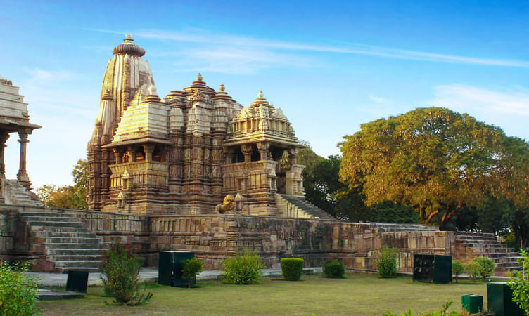  Places to Visit in Madhya Pradesh & Top Tourist Places