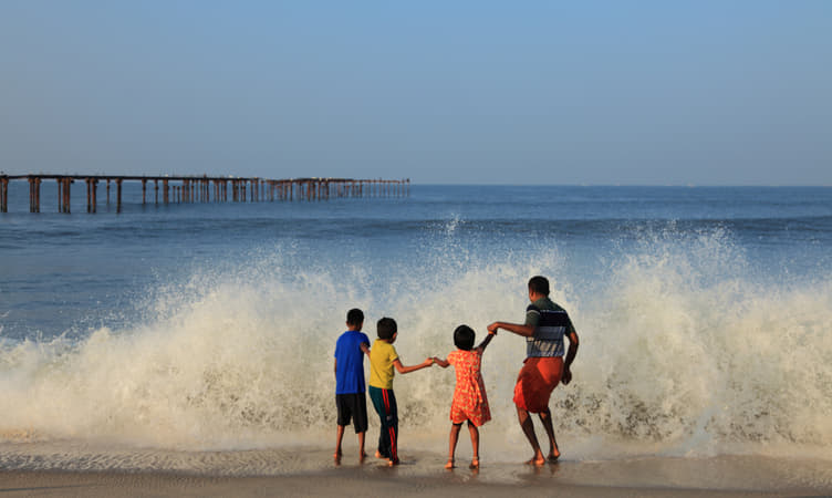 Kerala Tour Package For Family 2022 | Flat 20% off