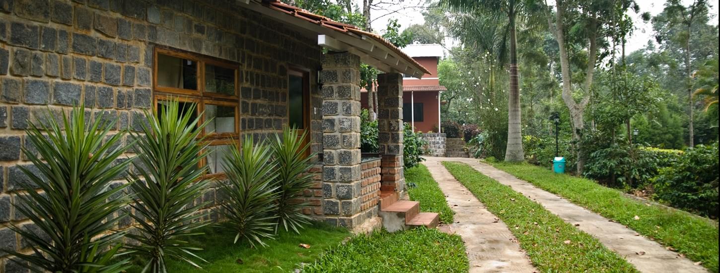 10 Resorts in Yercaud, Book Now & Get Upto 50% Off