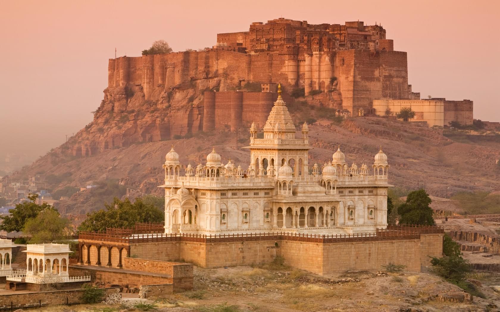Best Places to Visit in Jodhpur, Attractions and Points of Interest-  Rajasthan Tourism