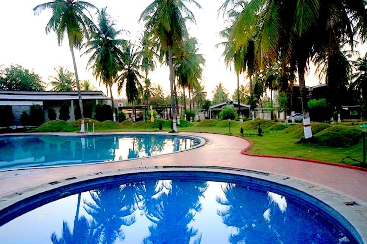 Jade Coconest Grove Resort Bangalore Day Out, Flat 15% off