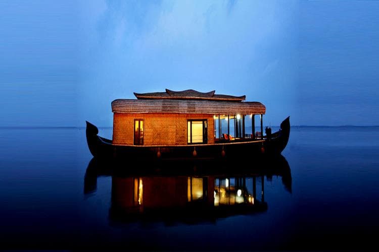 Kumarakom Boat Cruise