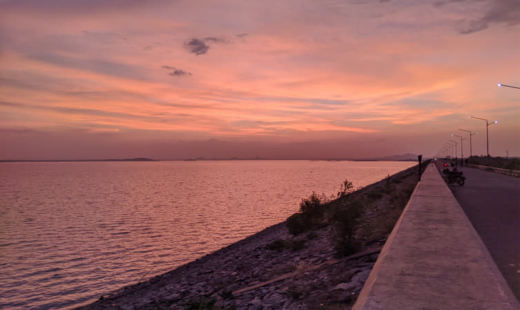 25 Places to Visit near Hyderabad | Weekend Getaways from Hyderabad