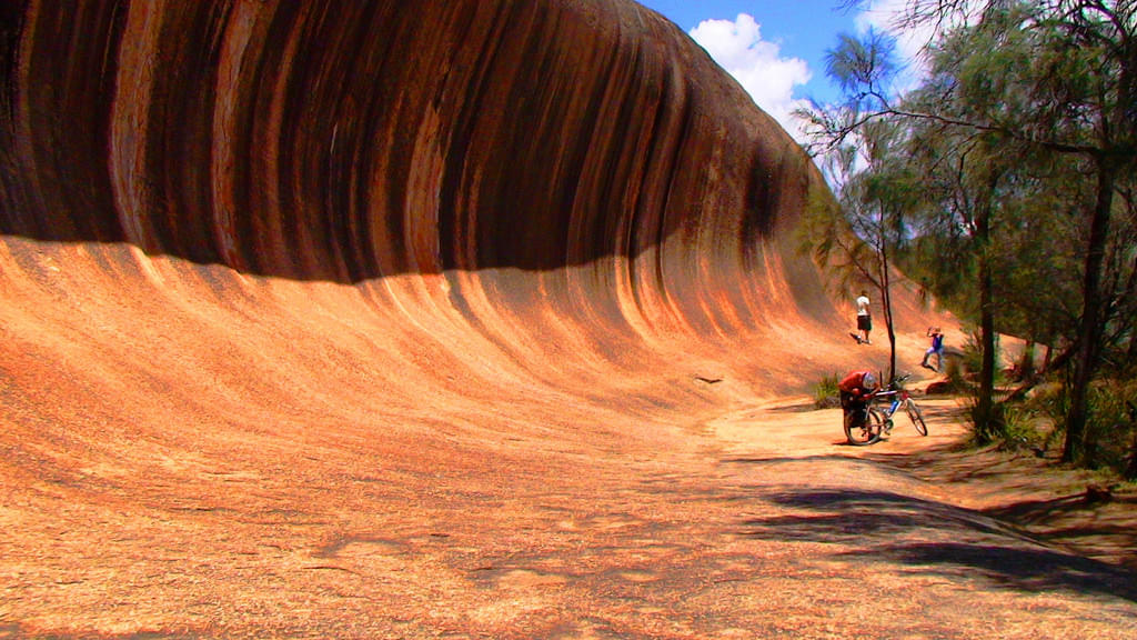 Explore Wave Rock in Perth