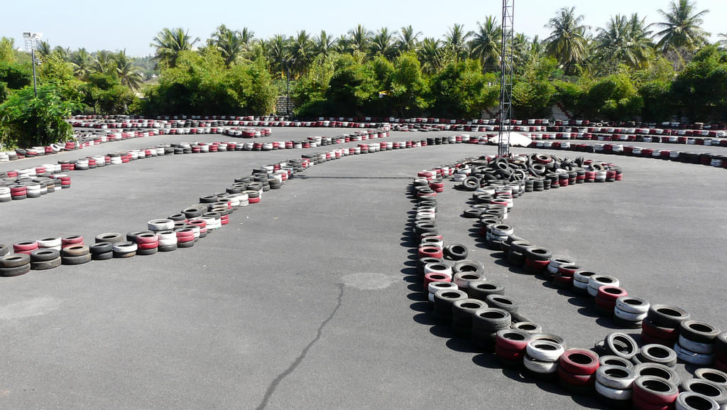 Club House Manali | Book @ 15% off & Get Cashback of 250