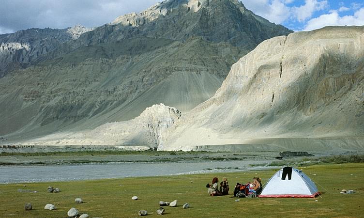 Honeymoon Tour Packages of Ladakh