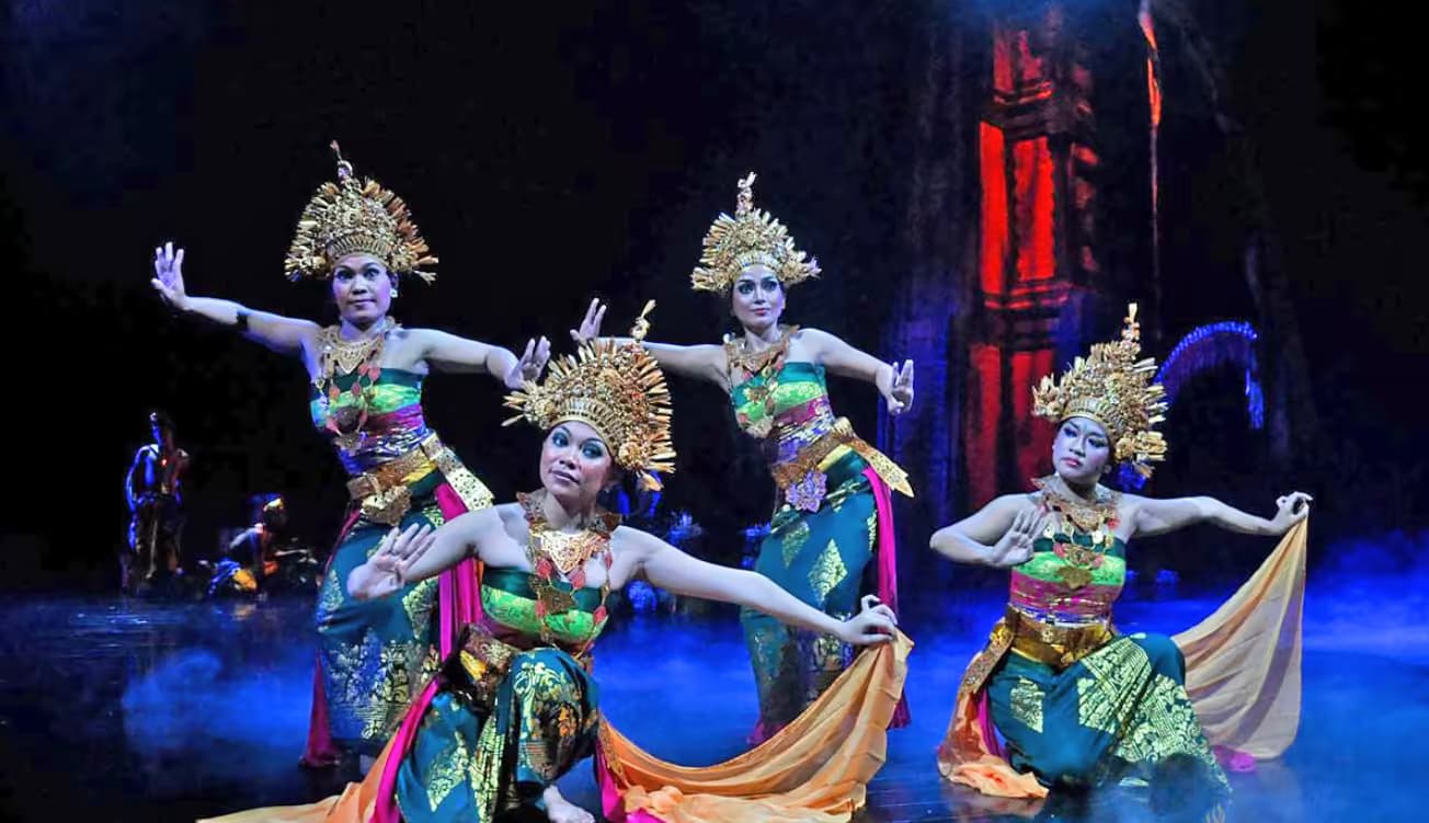 Get Ready for an Unparalleled Entertainment at Devdan Show