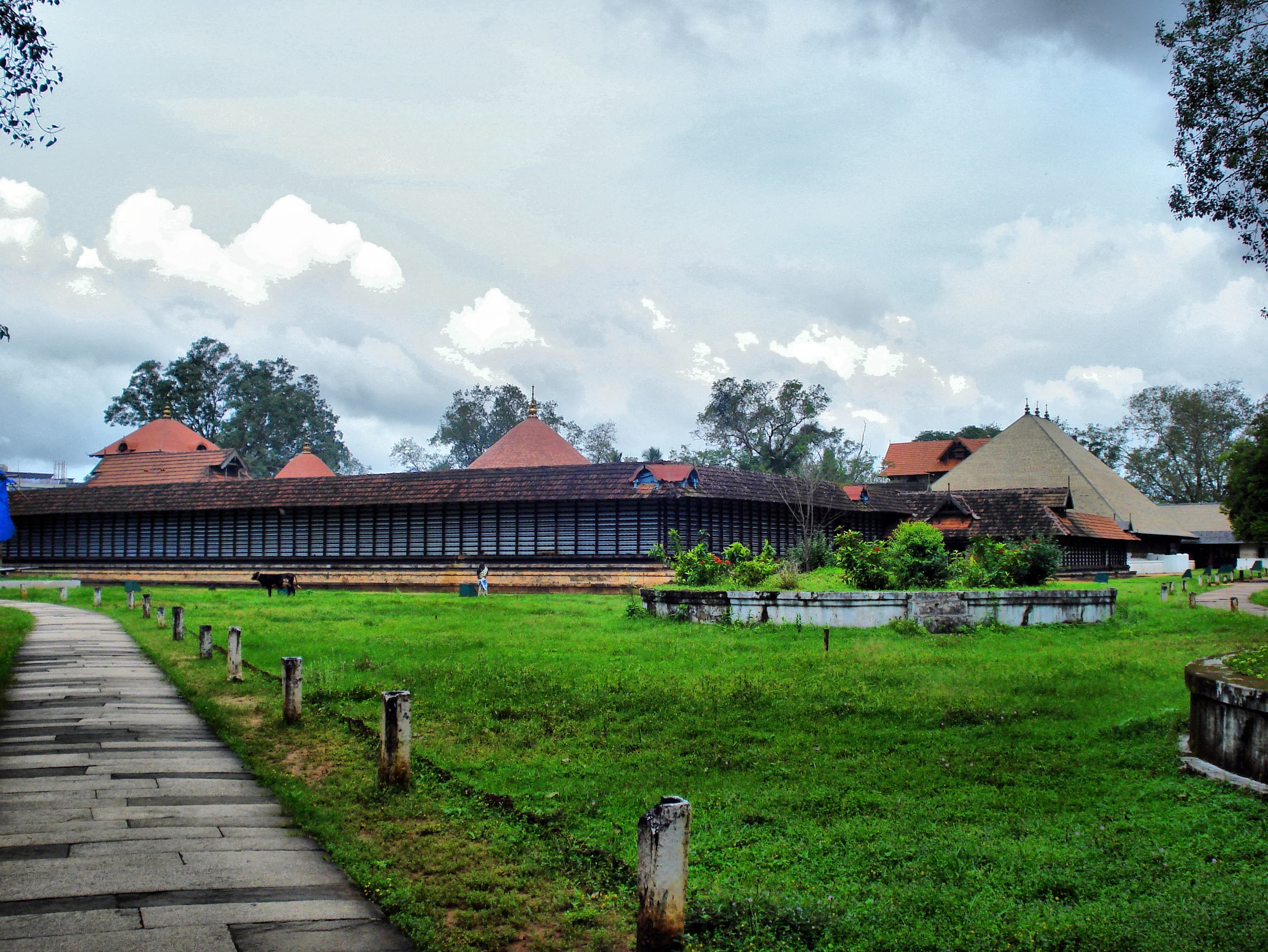 Vadakkunnathan Temple
