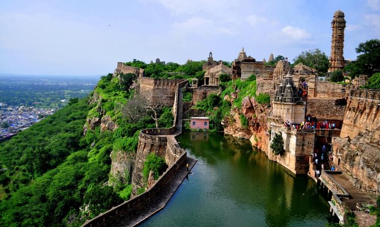  Places to Visit in Chittorgarh, Tourist Places & Attractions