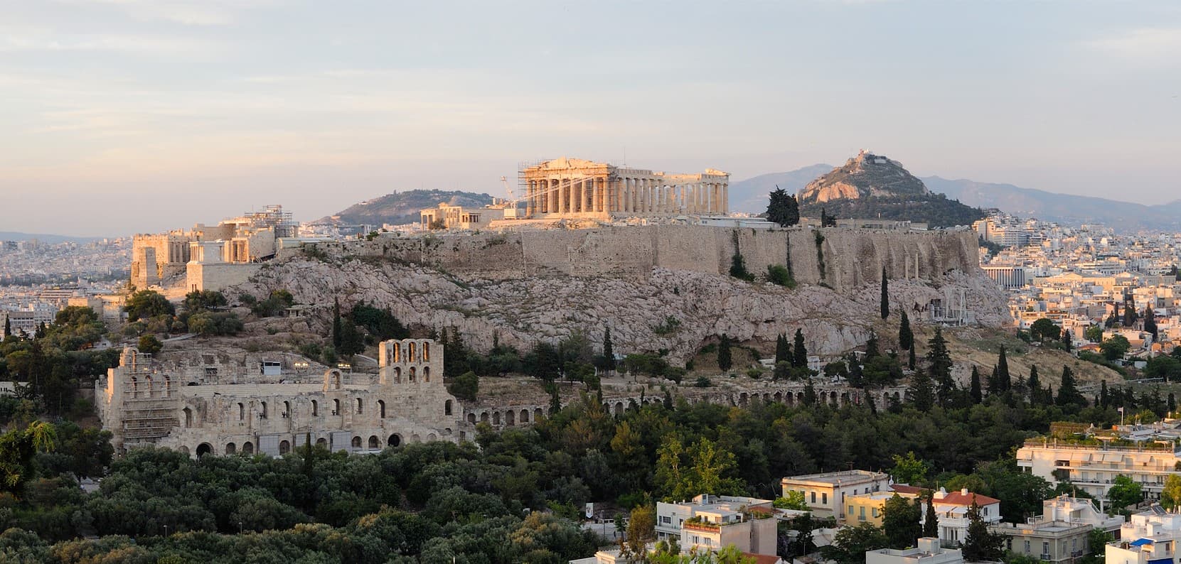 Greece Honeymoon Tour : a Blend of Romance and History