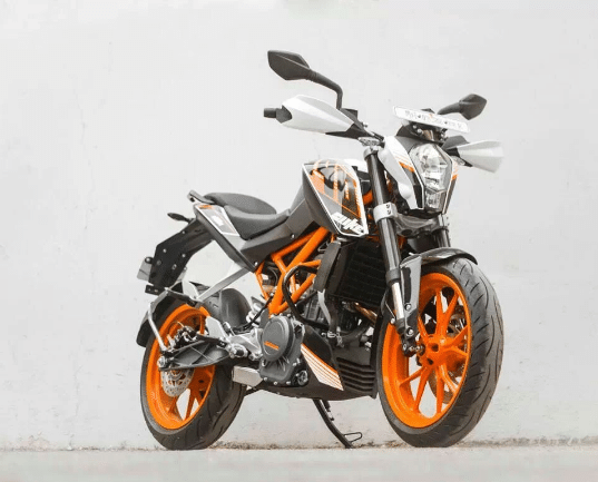 Ktm duke 390 online price