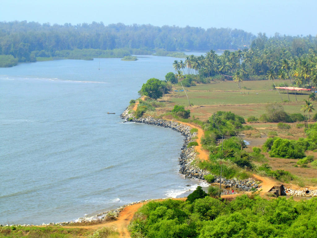 10 Places to Visit in Karwar, Tourist Places & Top Attractions