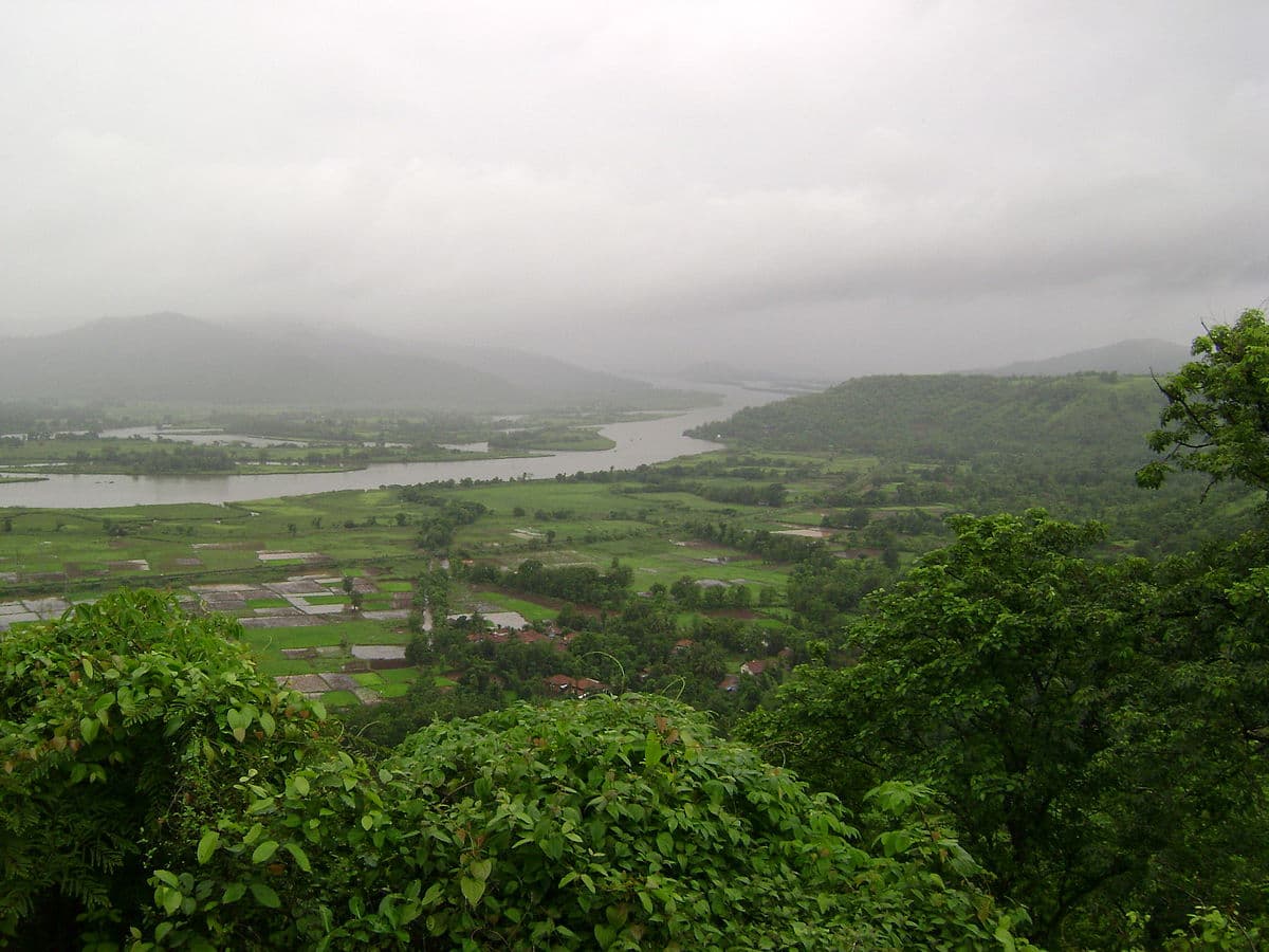 Chiplun (233 km from Pune)