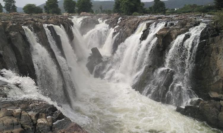 Hogenakkal Waterfalls - 125 km from Bangalore