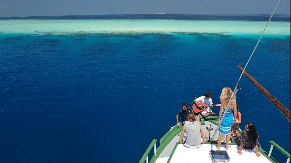 Experience Unique Luxury - Dhoni Hariyana Cruise
