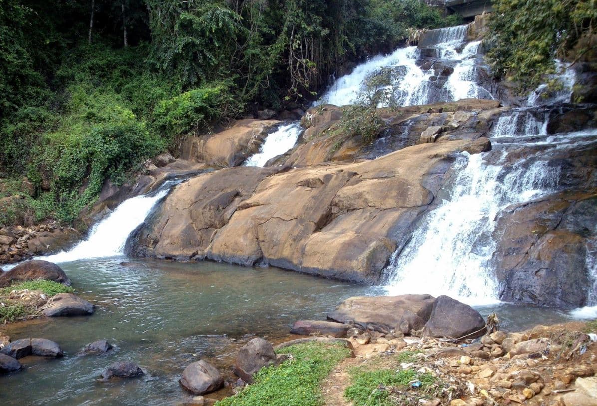 Aruvikkuzhi Waterfalls