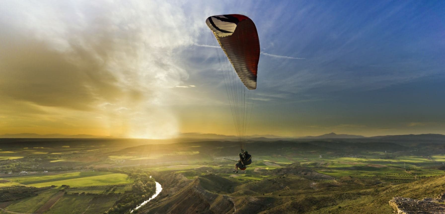 Experience Paragliding In Kerala