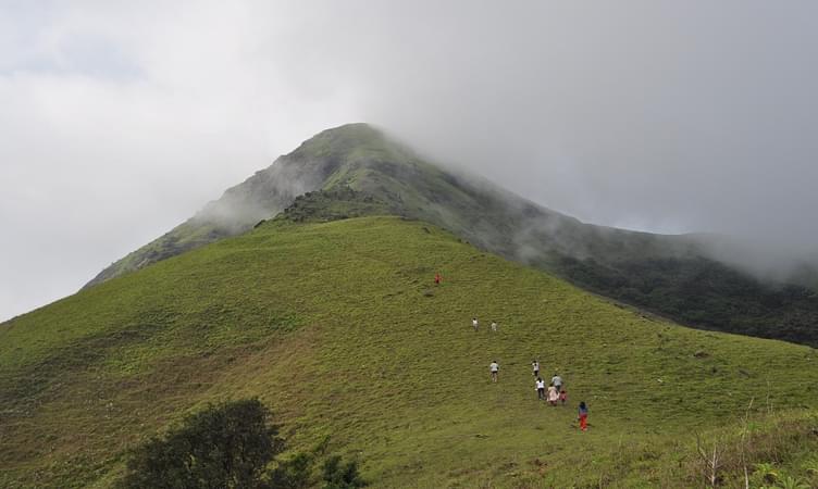 Hike to Agni Gudda Hill