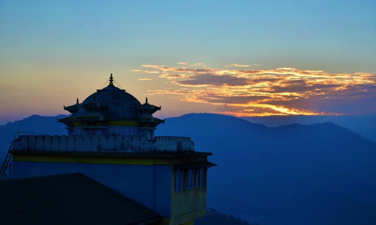  Jewels of Himalayas- Gangtok, Pelling & Darjeeling Tour 