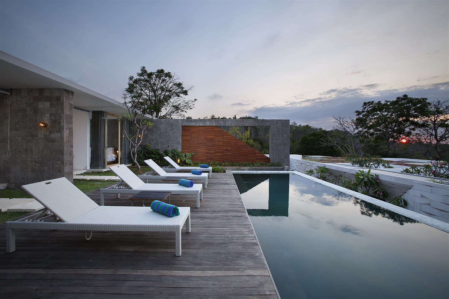 Pool Villa Paradise in Bali: Where The Jungle Meets The Sea