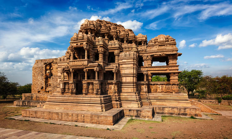 Get Mesmerised by the Sasbahu Temple