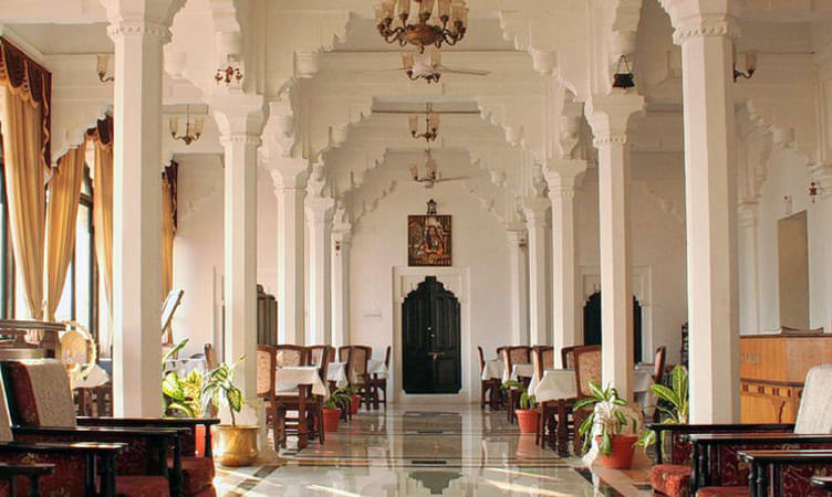 Enjoy a Royal Stay at Sheesh Mahal