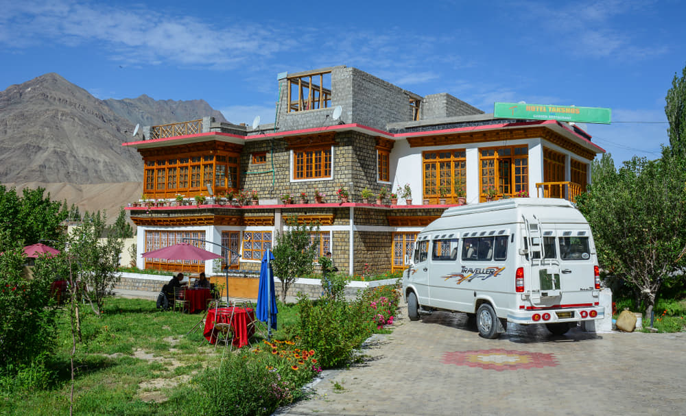 20 Hotels in Leh {{year}}, Book Now & Get Upto 35% Off