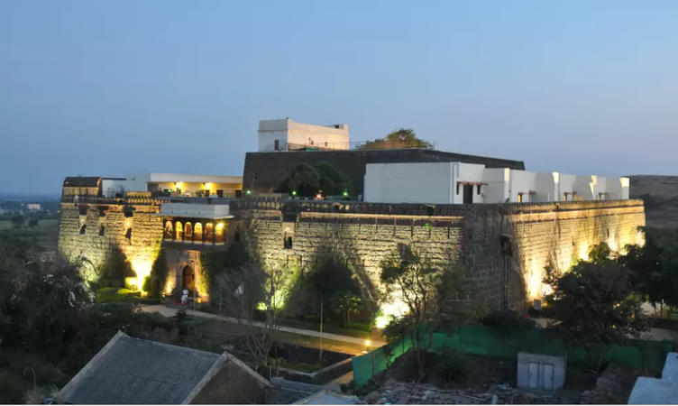 Day Out At Heritage Fort Hotel Flat 18% Off