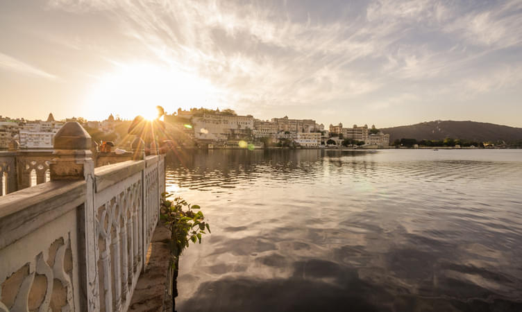 Udaipur Ghat Walk with Boat Ride Flat 15% off