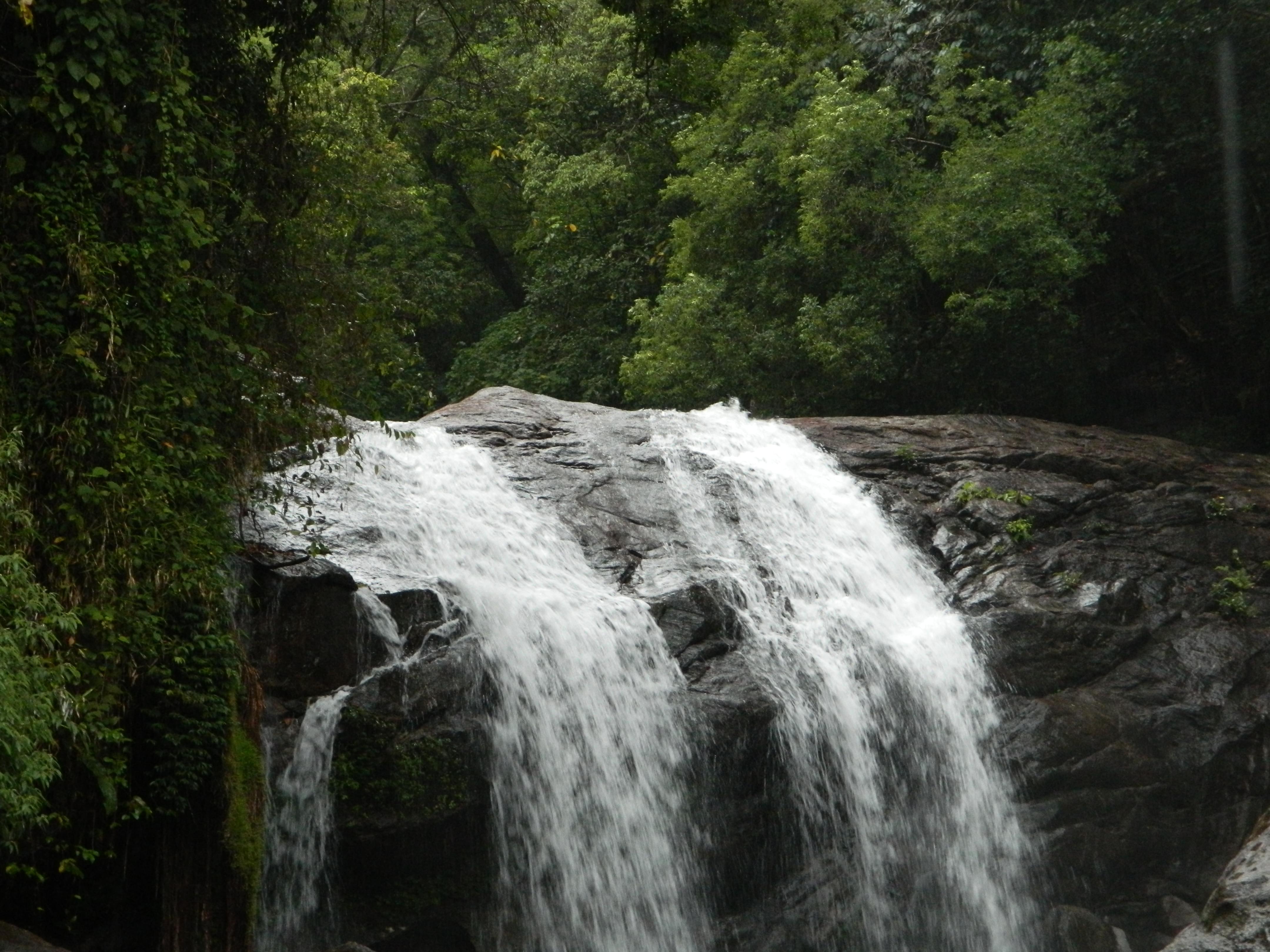 Lakkam Waterfalls