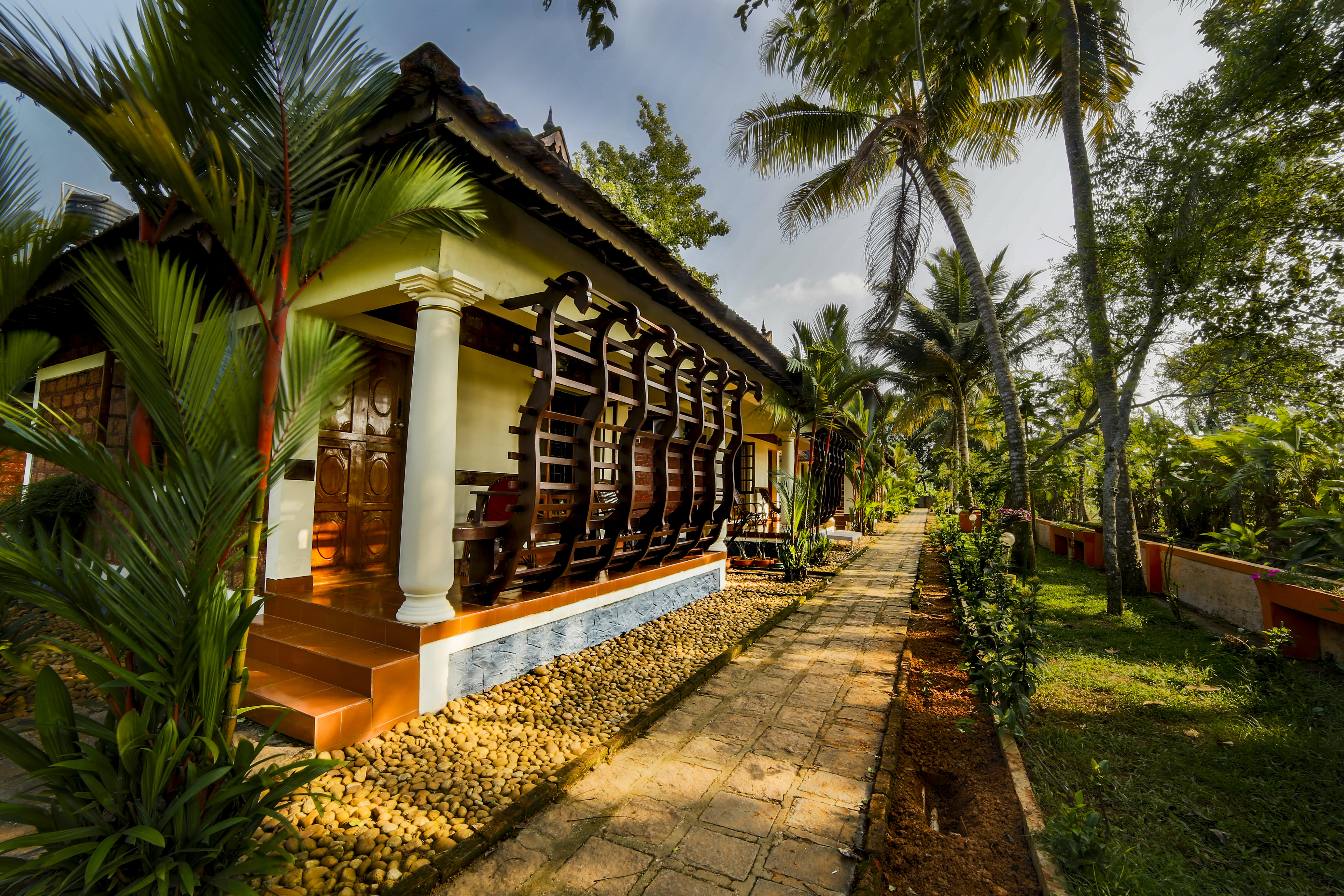 20 Best Ayurvedic Resorts In Kerala - 2024 (Photos & Reviews)