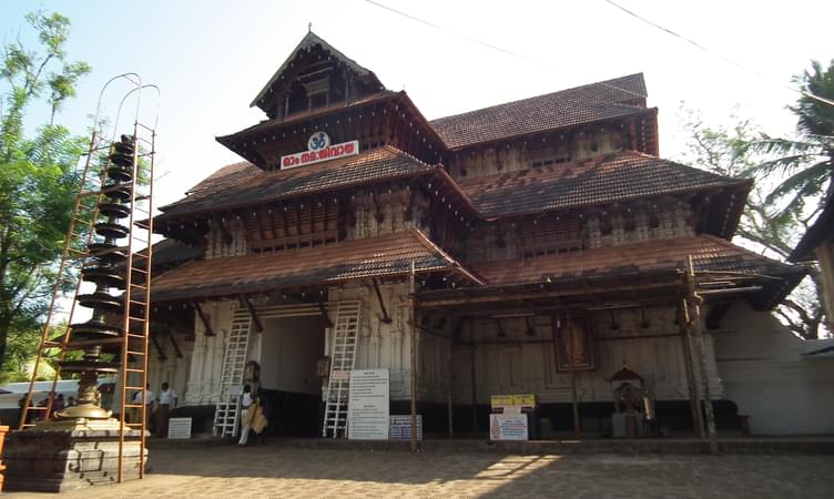 Vadakkanthara Temple