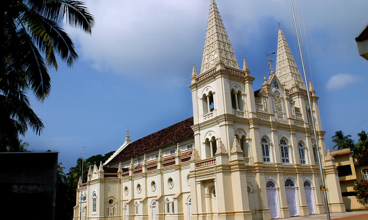 Santa Cruz Basilica 