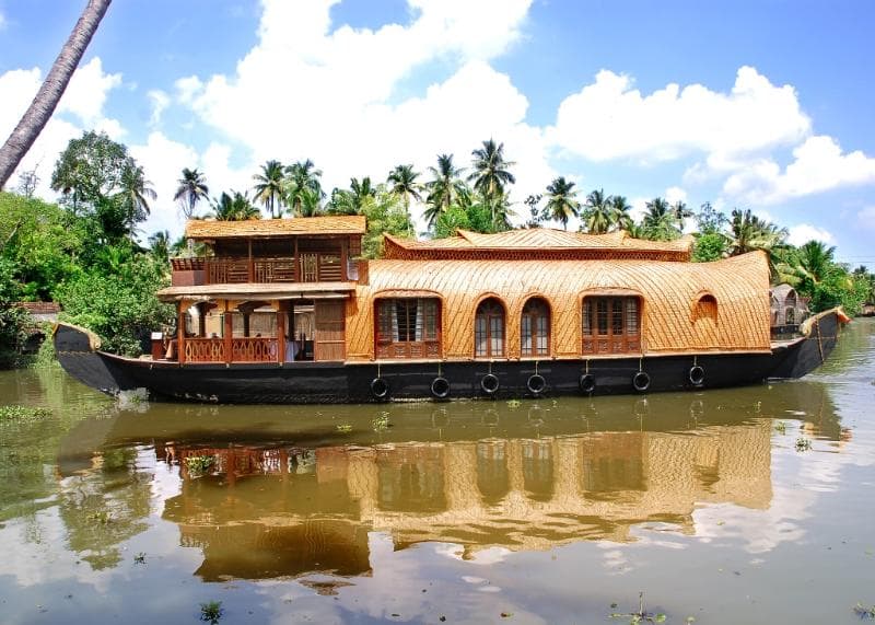 Amrutham Houseboat