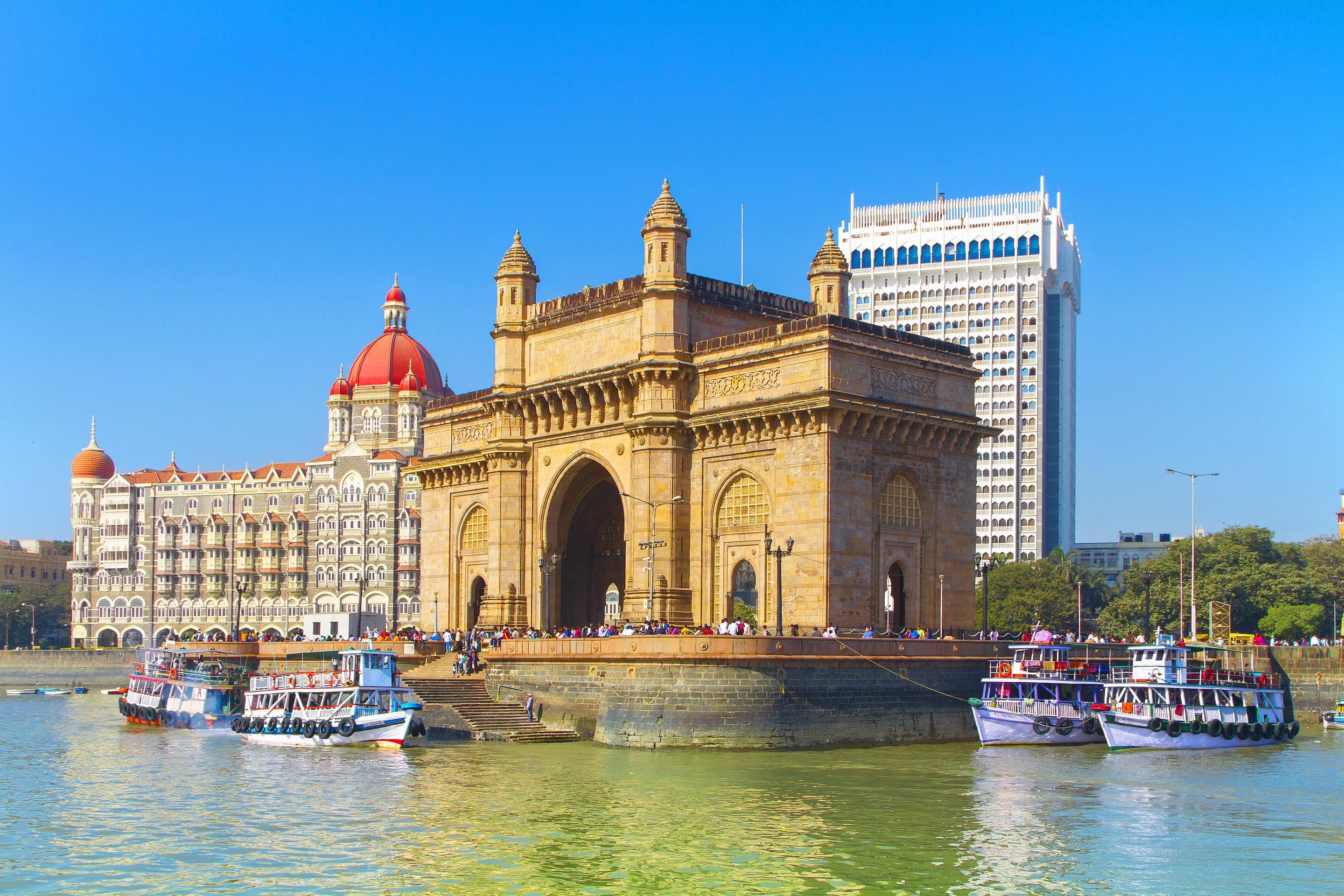 Gateway Of India & Apollo Bunder