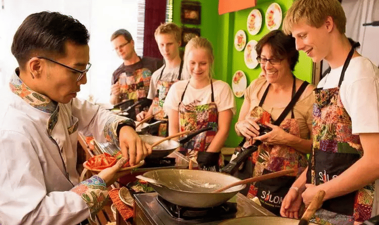 Get Learning at a Thai Cooking Class