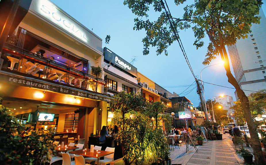 Go Bar-Hoping at Bukit Bintang