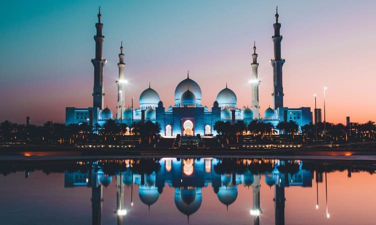 Sheikh Zayed Grand Mosque - Night View