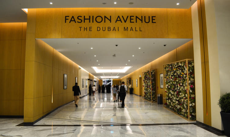 Enjoy Shopping at Fashion Avenue