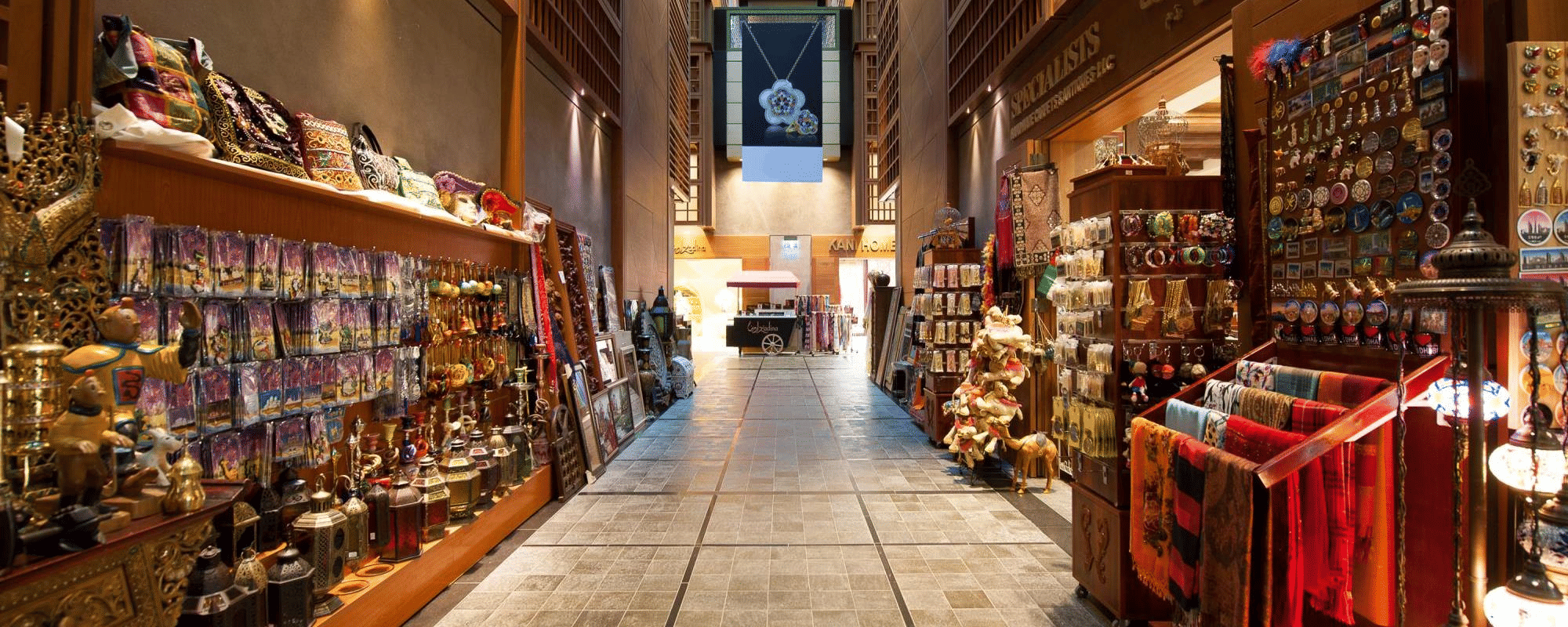 10 Best Markets in Abu Dhabi to Indulge the Shopaholic in You!