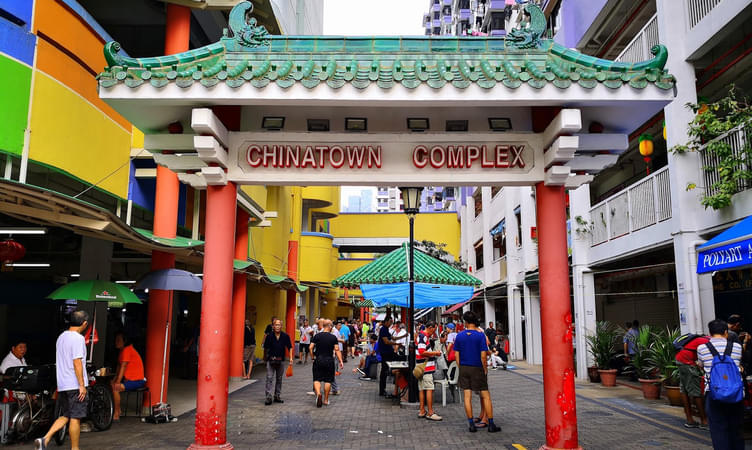  Explore the Largest Hawker Center - Chinatown Complex