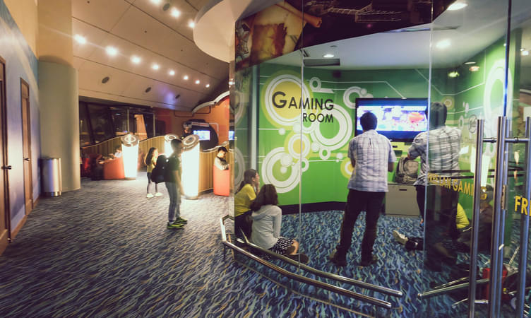 Play Games at the Entertainment Deck 