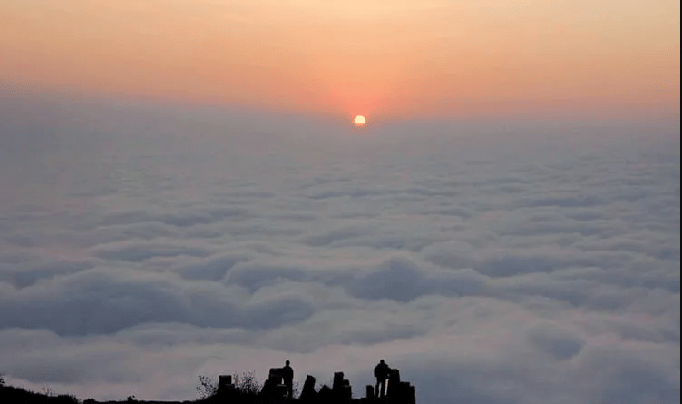 Skandagiri - 60 km from Bangalore