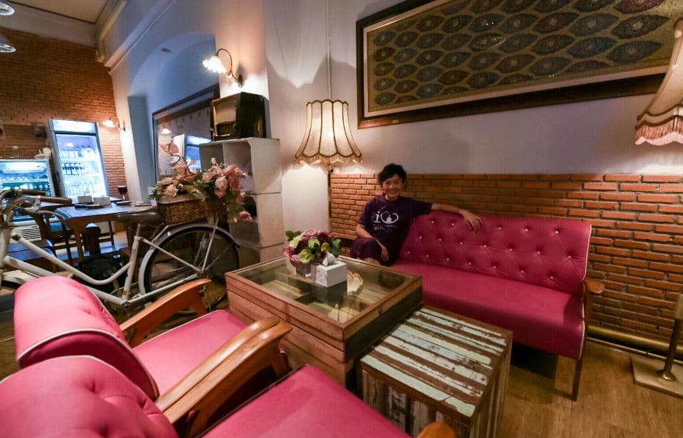 Jatujak Gallery and Restaurant