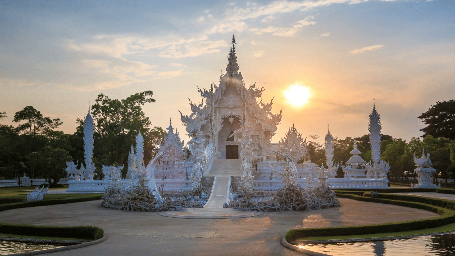 10 Temples in Chiang Rai That Are True Architectural Wonders