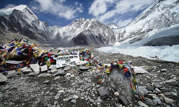What is the length of Everest Base Camp trek?