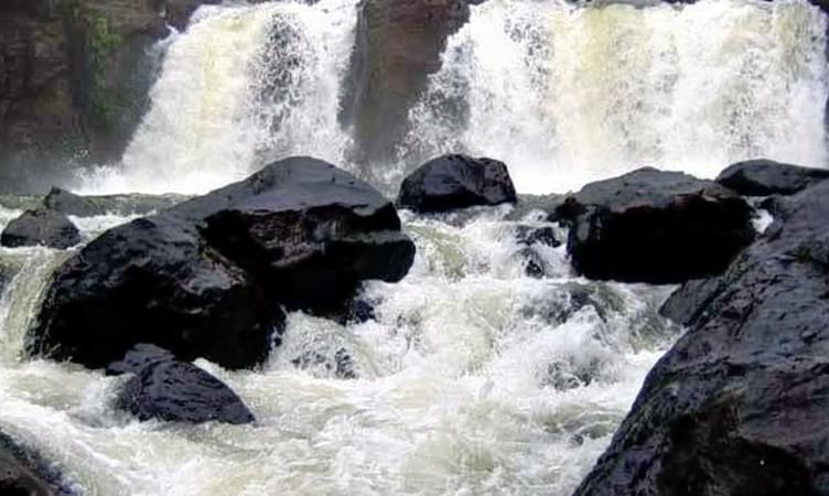 Kalsa Waterfall