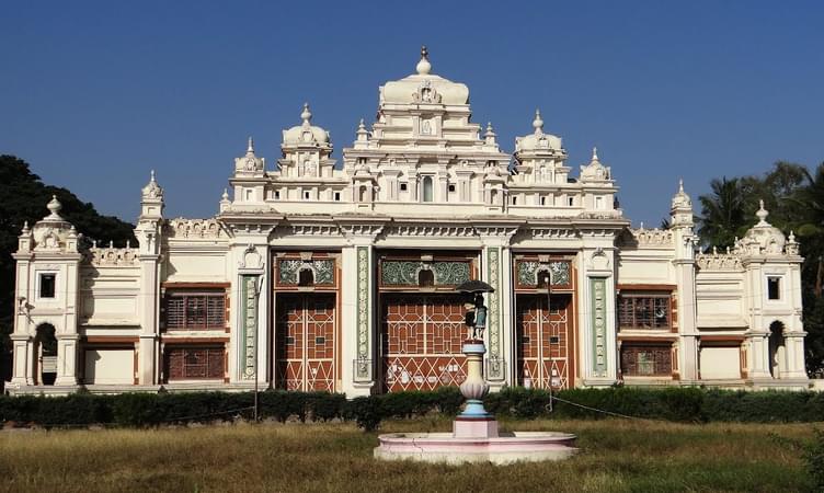 Jaganmohan Palace Art Gallery and Auditorium