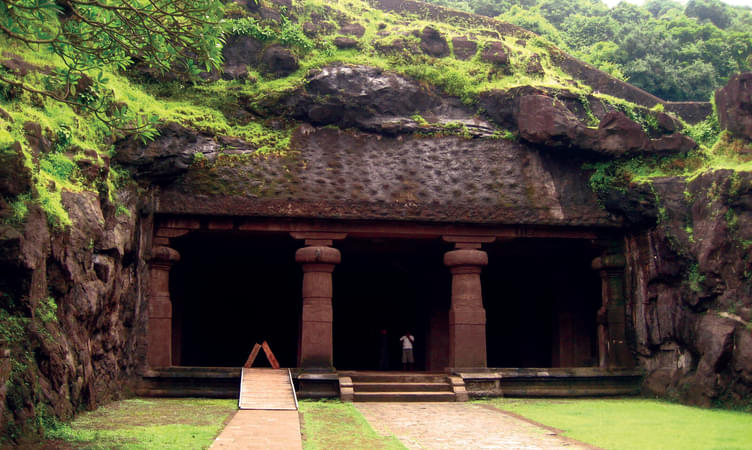 Elephanta Caves (163 km from Pune)