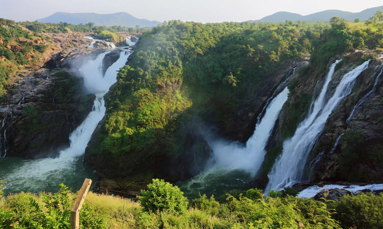 Shivanasamudra Falls - 470.2 km from Chennai